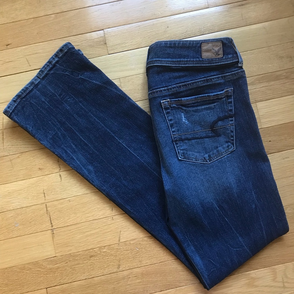 American Eagle Women’s Kick Boot Jeans